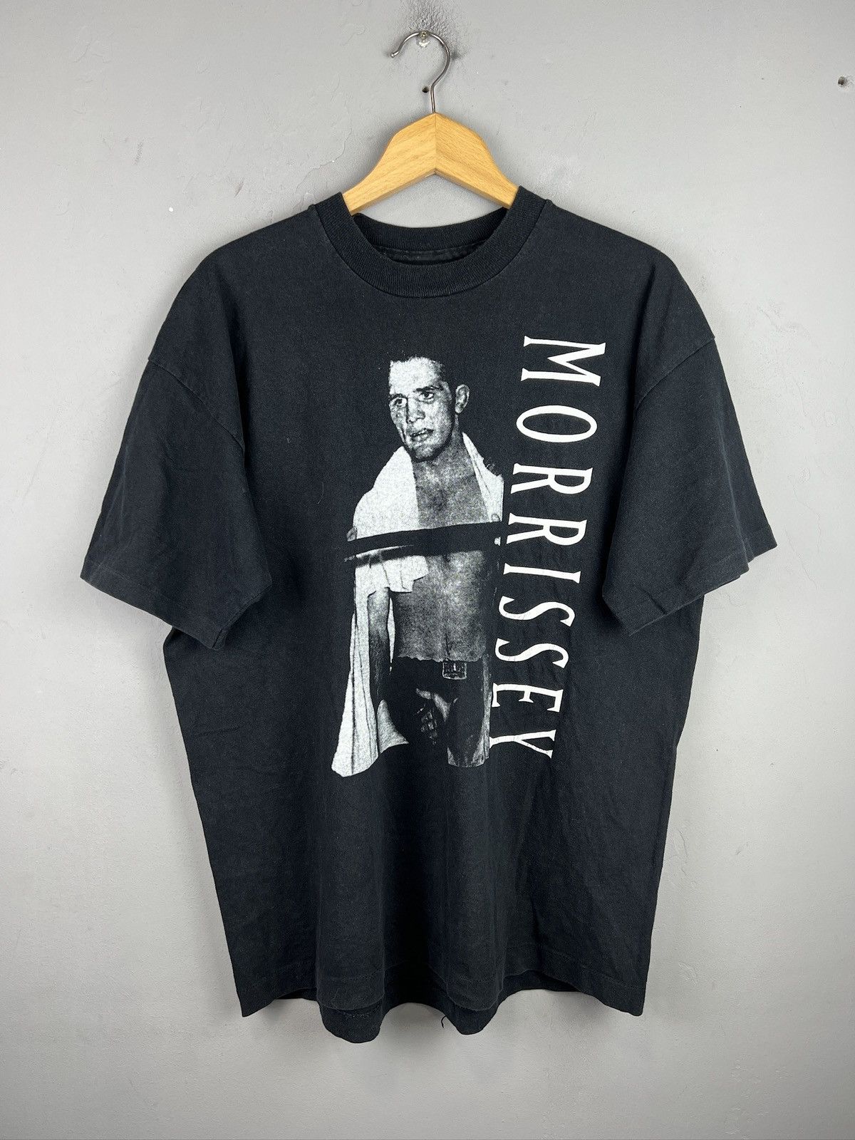 Morrissey 💥RARE💥 Morrissey in Person Tour T-shirt The Smith Boxers 90s Size US XL / EU 56 / 4 - 1 Thumbnail