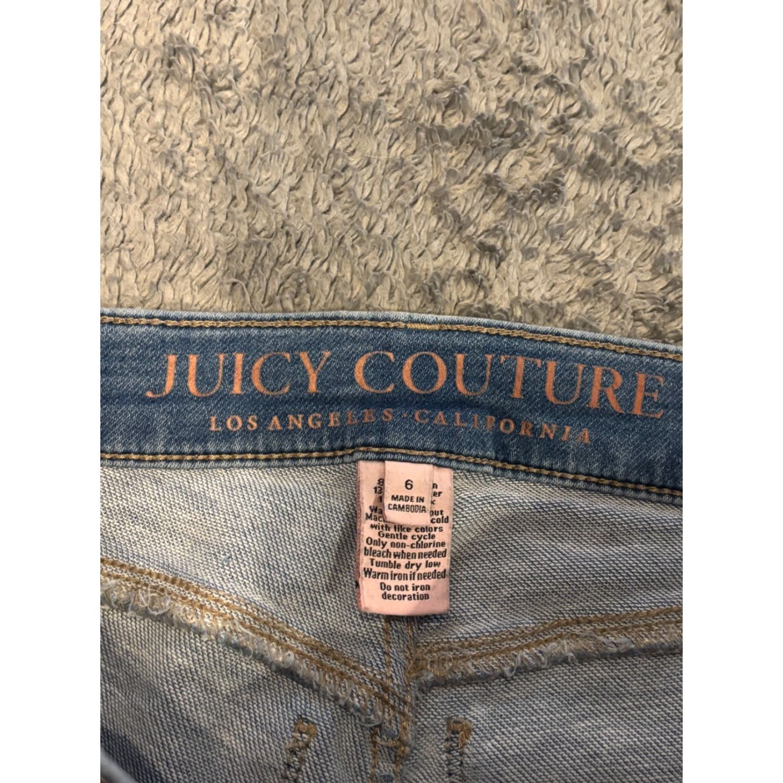 Juicy Couture Juicy Couture Jeans Womens 6 Light Wash Blue Denim Legging Jegging Stretch Jegging Denim Shirt? Size 28" / US 6 / IT 42 - 2 Thumbnail