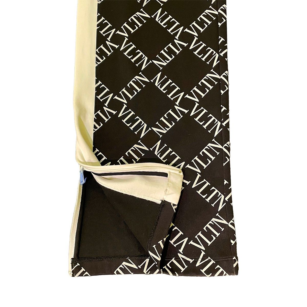 Valentino VALENTINO SS 19 Monogram Track Pants Size US 32 / EU 48 - 4 Thumbnail