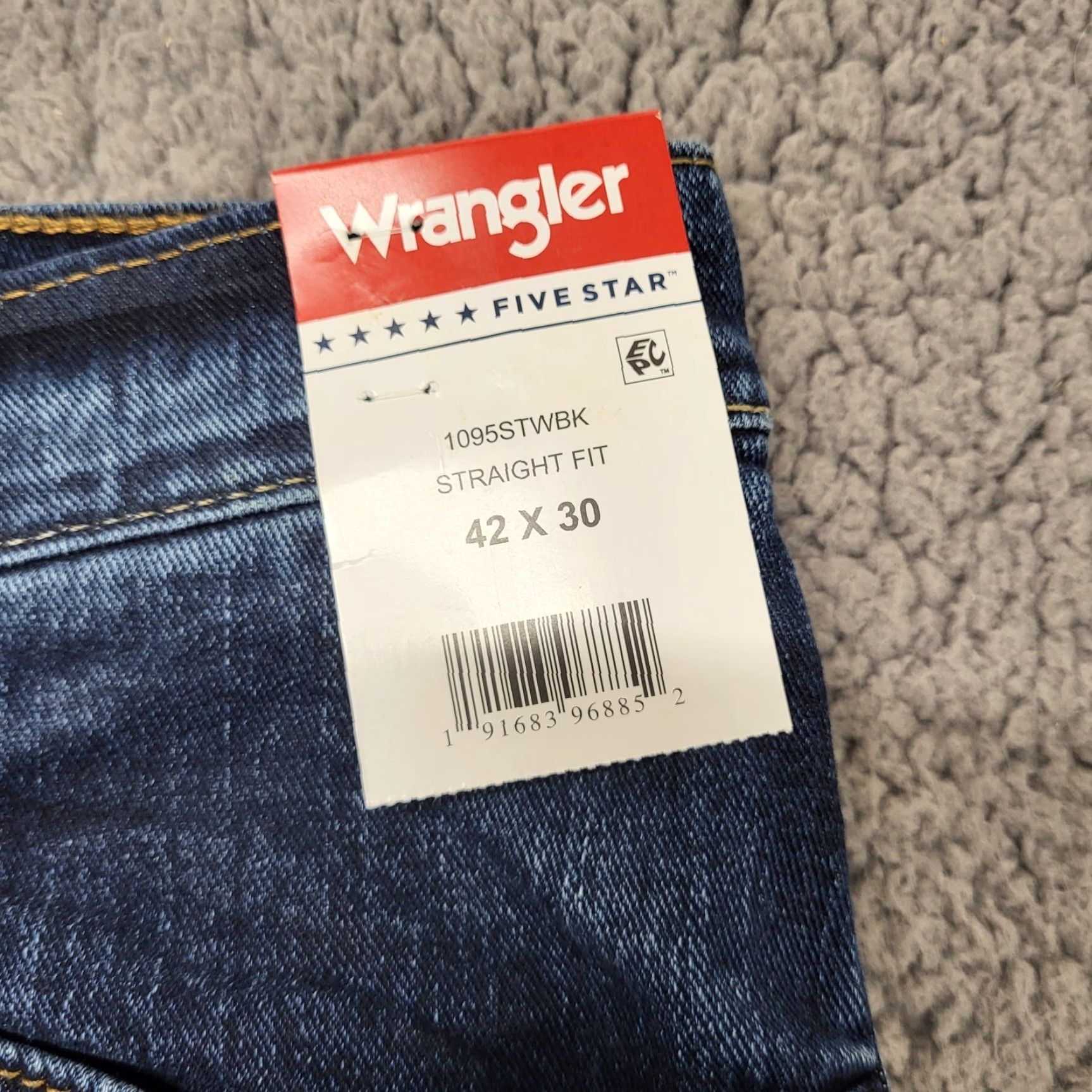 Wrangler Wrangler Jeans Mens 42x30 Five Star Premium Straight Fit Stretch Banks Blue Jeans Mens 42 Regular Comfort Pockets Denim USA Cowboy Stars 13MWZ? Size US 42 / EU 58 - 6 Thumbnail