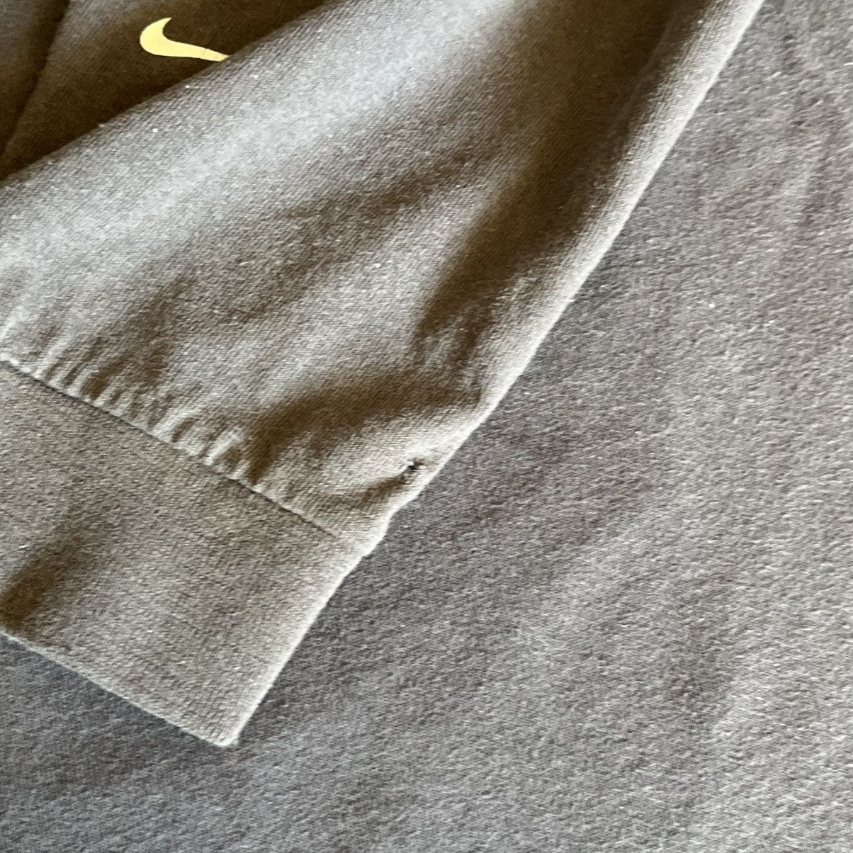 Nike Vintage 2000s Nike 3D Swoosh Logo Longsleeve T Shirt Washed Size US L / EU 52-54 / 3 - 8 Thumbnail