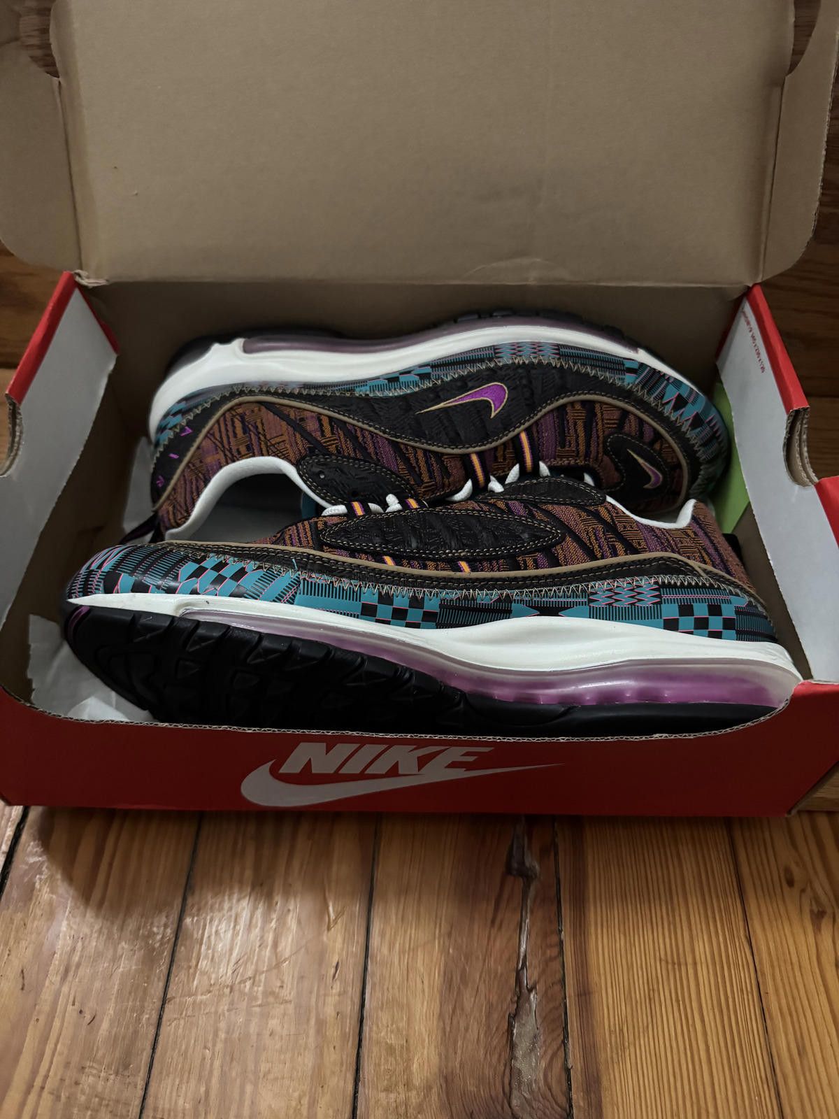 Nike Nike Air Max 98 BHM Men's Sneakers Size 11.5 Size US 11.5 / EU 44-45 - 2 Thumbnail