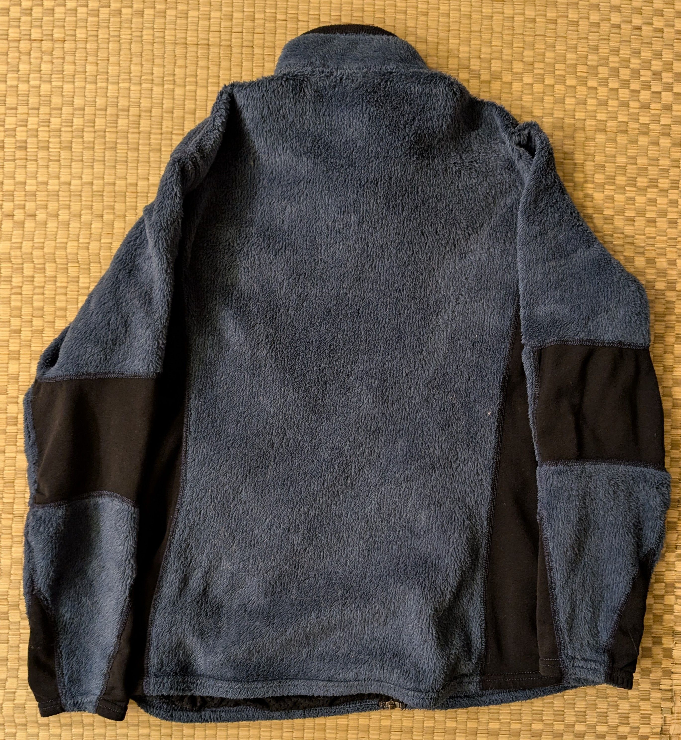 Patagonia Vintage Patagonia High Loft Polar Fleece Jacket Made in USA Size US L / EU 52-54 / 3 - 2 Thumbnail