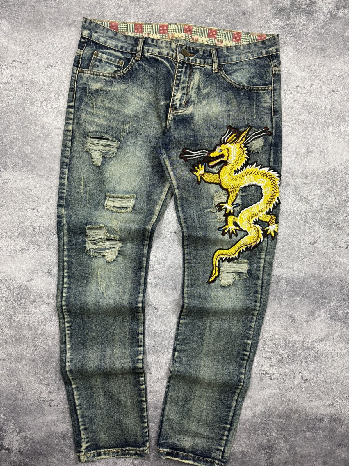 Japanese Brand Vintage Japanese Dragon Embroidered Distressed Jeans Pants Size US 36 / EU 52 - 8 Thumbnail