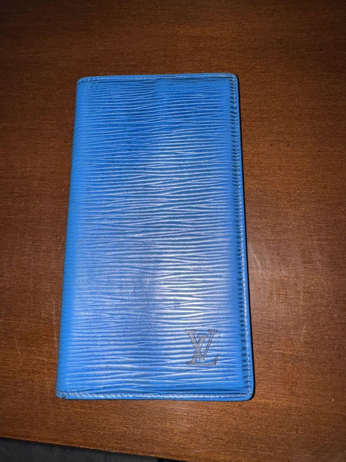 Designer × Louis Vuitton × Vintage Louis Vuitton Blue Epi Leather Elise Wallet Size ONE SIZE - 9 Thumbnail
