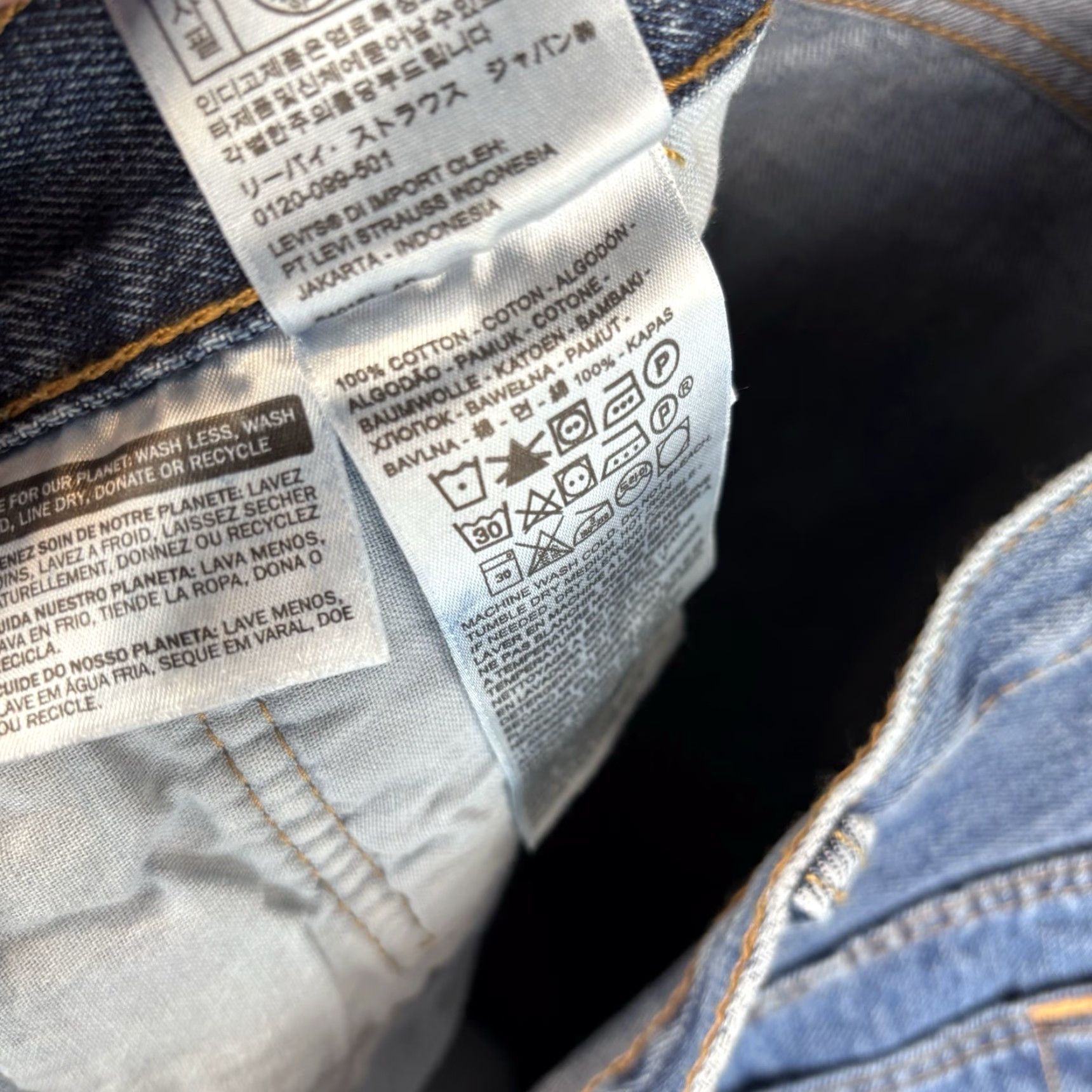 Levi's Levi's 501 Original Fit Jeans Mens 38x32 Straight Button Fly New w/Tags Den﻿im Blue Regular 5-Pocket USA Classic Country Western Size US 38 / EU 54 - 6 Thumbnail