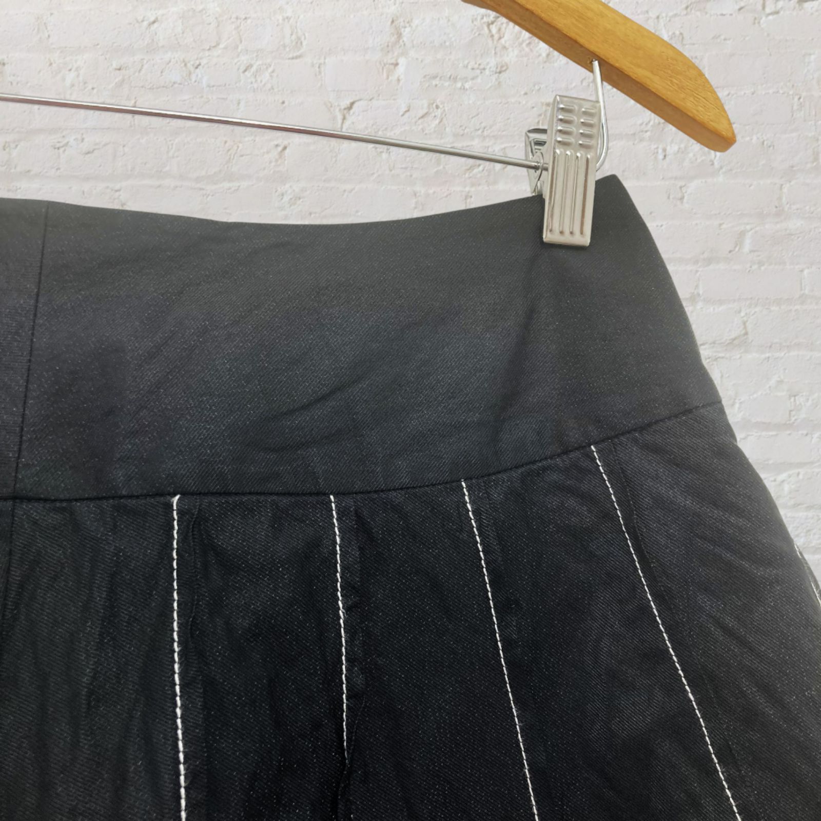 Emanuel Ungaro Emanuel Ungaro Black Flared Skirt - Size 6 Size 28" / US 6 / IT 42 - 11 Thumbnail