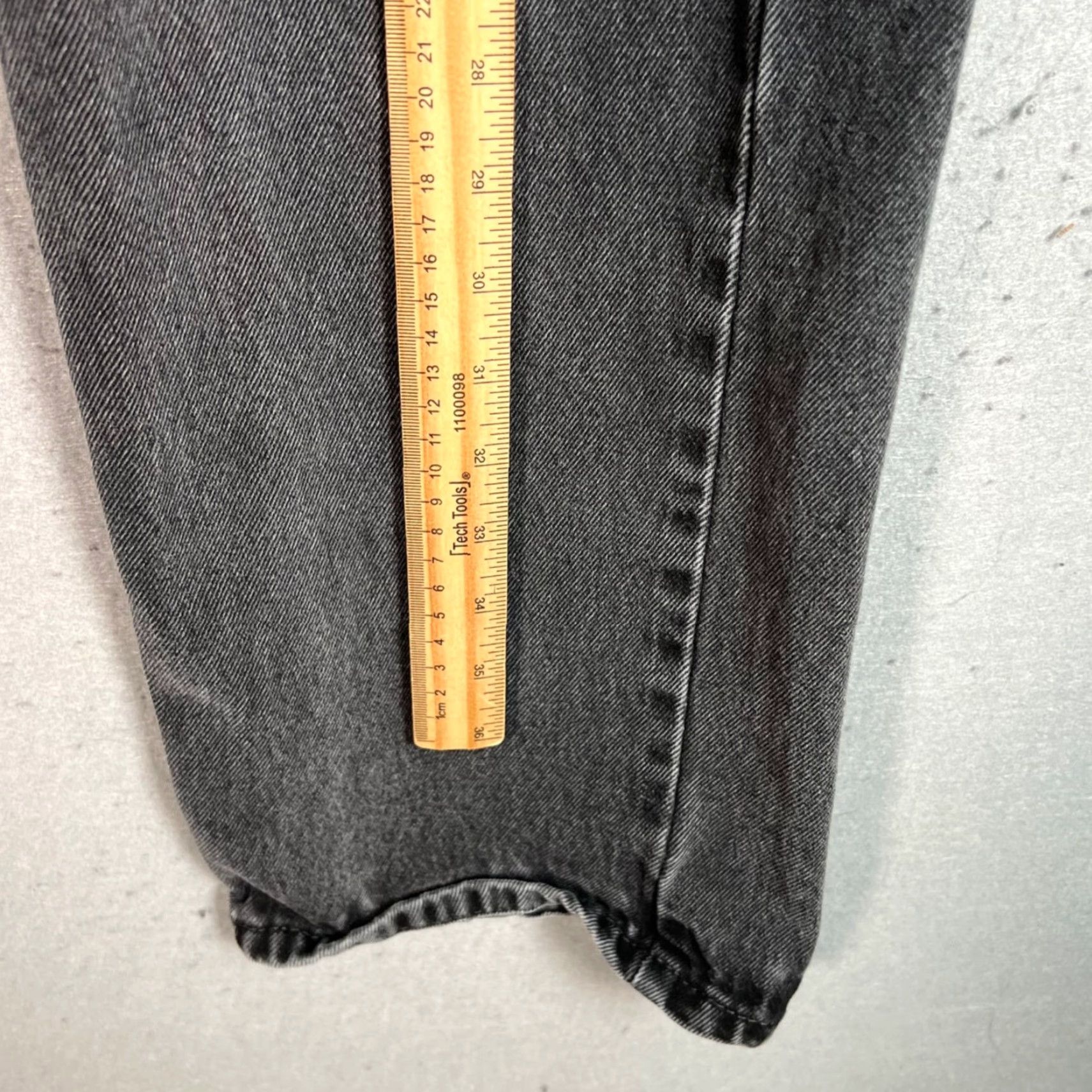 Levi's Levi's 505 Jeans Mens 36x32 Black Cotton Denim Straight Fit 5-Pocket Regular Rise Mid Vintage No N/A Size US 36 / EU 52 - 6 Thumbnail
