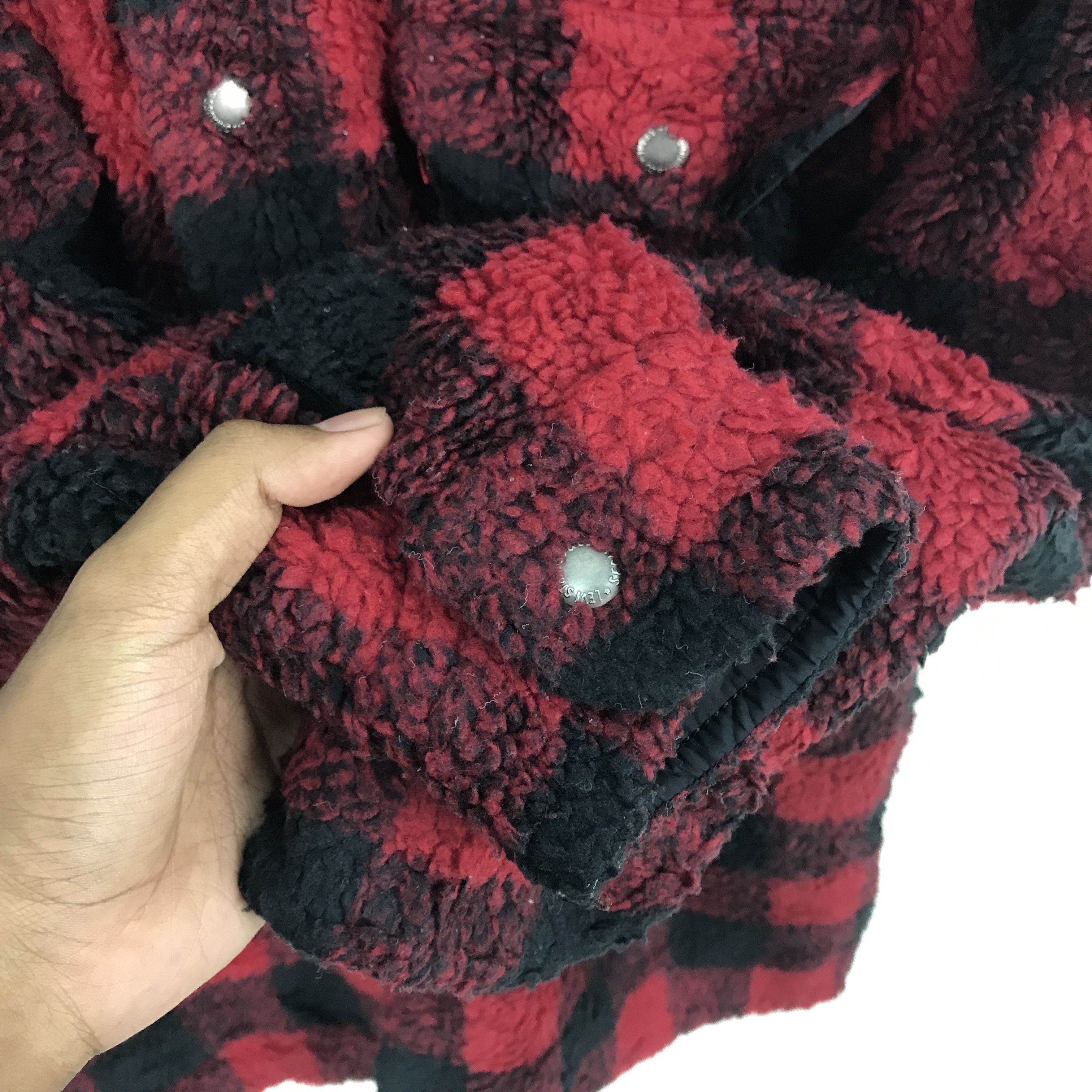 Japanese Brand × Levi's Rare Levis fleece snap button red flannel design jacket Size US S / EU 44-46 / 1 - 3 Thumbnail