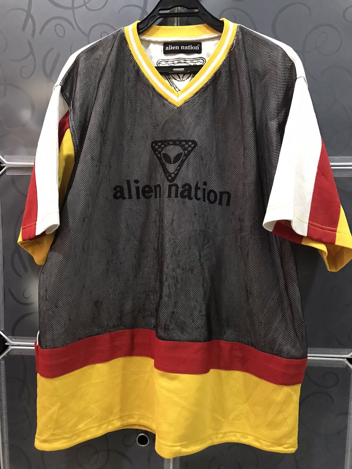 Alien Workshop × Vintage Alien Nation Tee Size US XL / EU 56 / 4 - 1 Thumbnail