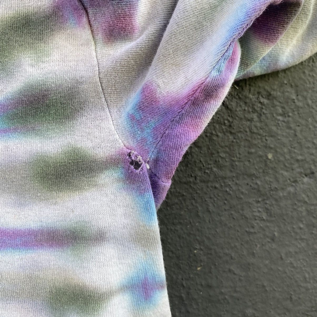 Band Tees Thrashed Vintage Pink Floyd Band Bleach Tie Dye ERD GRUNGE T Size US XL / EU 56 / 4 - 9 Thumbnail