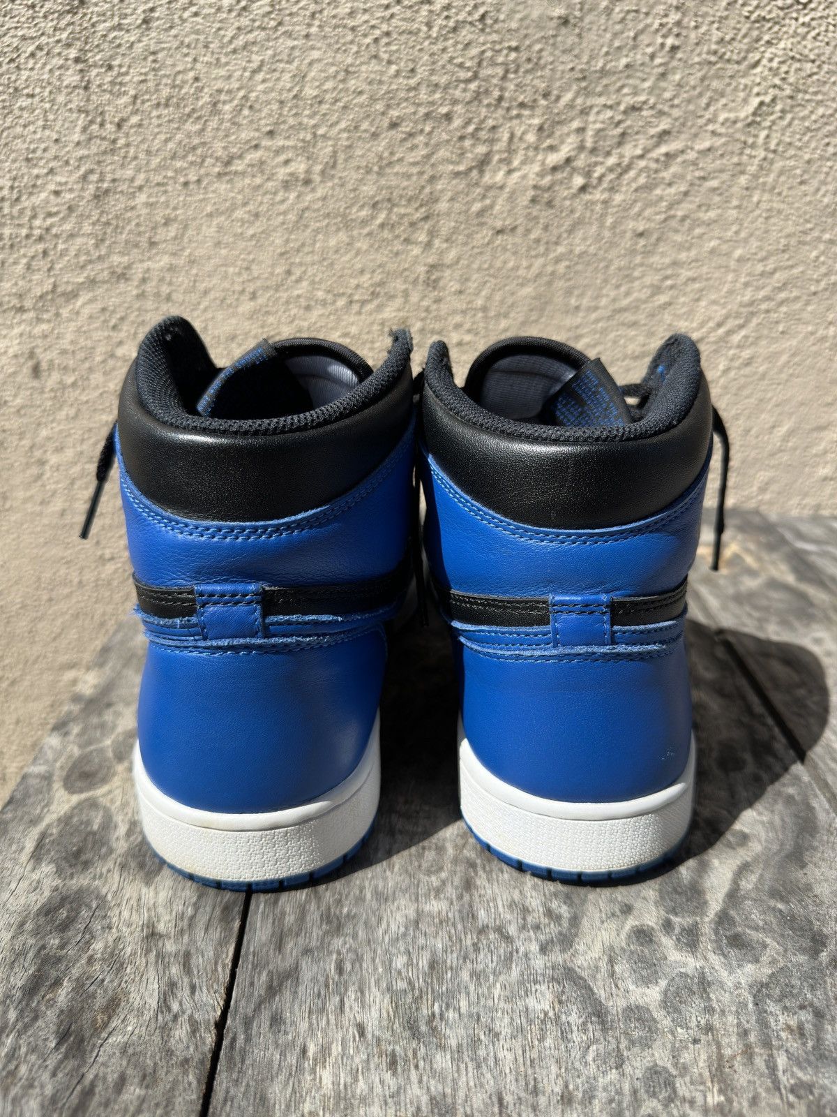 Jordan Brand × Nike Air Jordan 1 Retro High OG (Royal 2017) Size US 9 / EU 42 - 5 Thumbnail