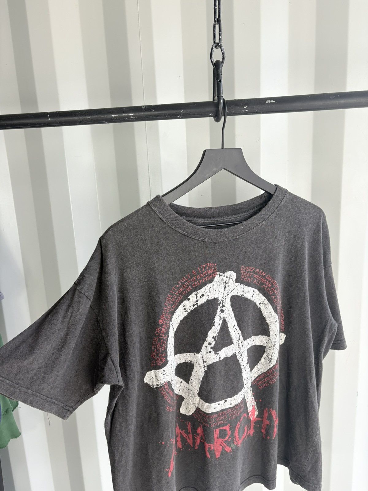 Band Tees Mosquitohead Anarchy Faded Distressed Thrashed ERD Grunge Size US XL / EU 56 / 4 - 2 Thumbnail