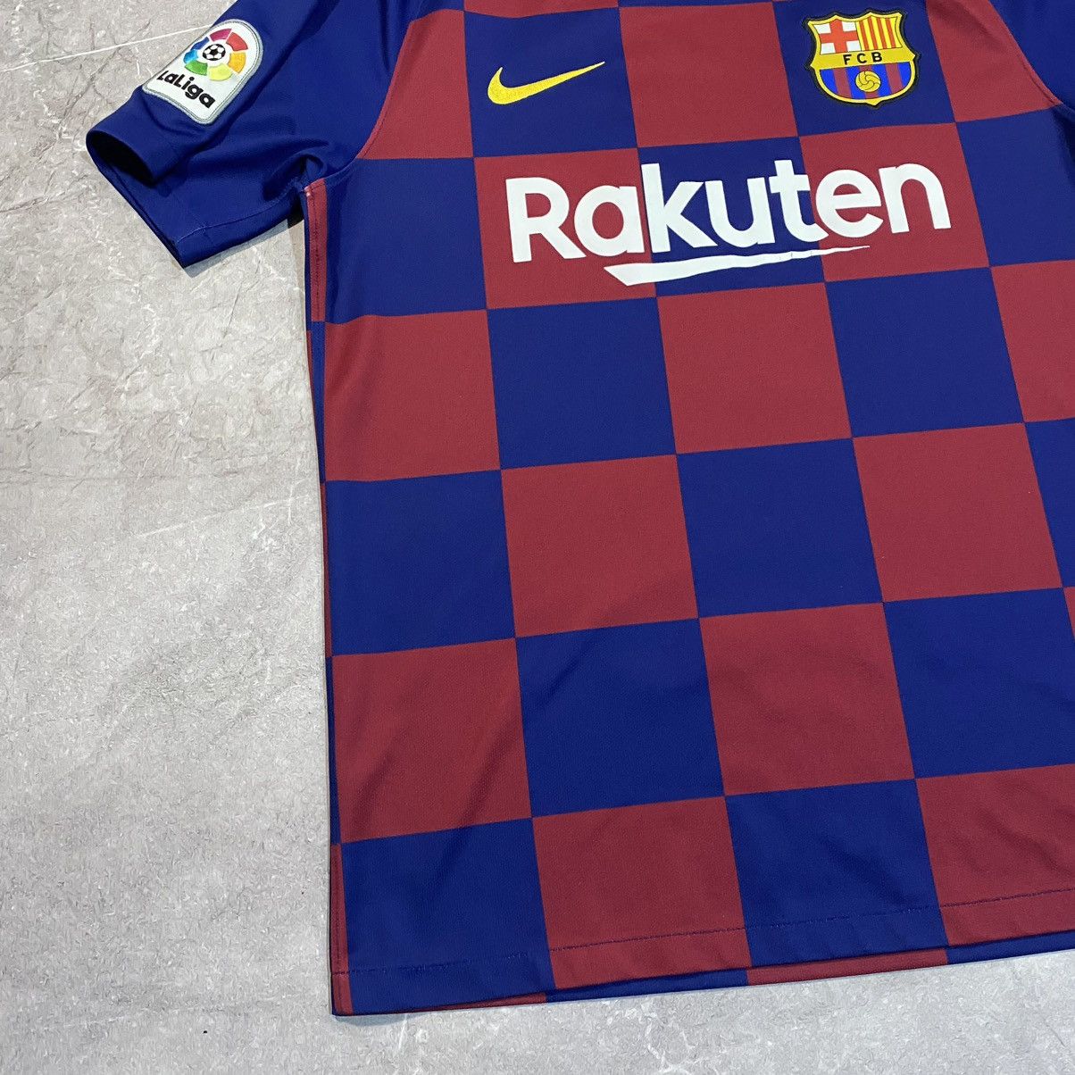Nike NIKE BARCELONA TEE SOCCER JERSEY RAKUTEN LA LIGA Size US M / EU 48-50 / 2 - 5 Thumbnail