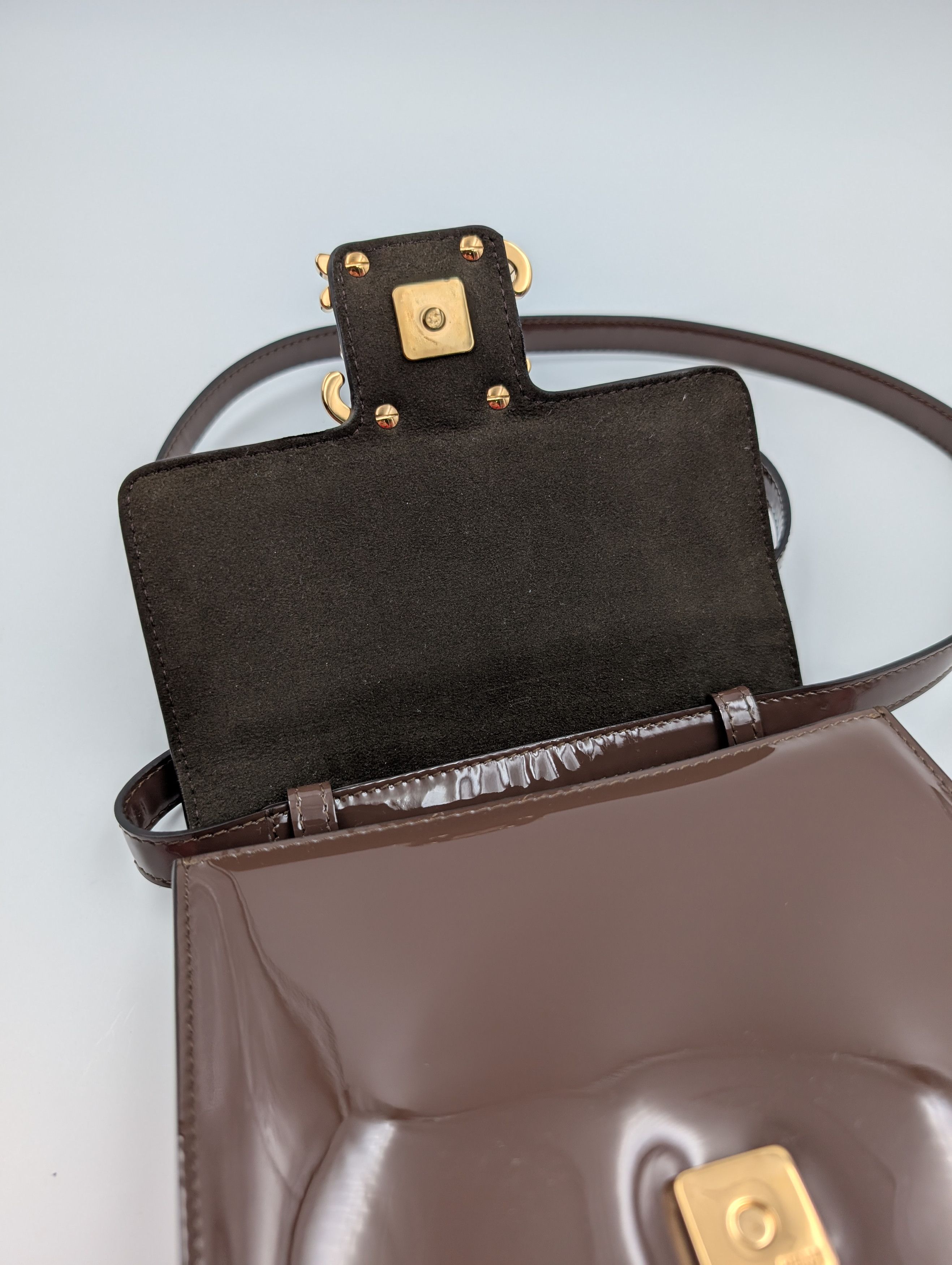 Fendi Fendi Brown Kaligraphy Patent Leather Shoulder Bag Size ONE SIZE - 7 Thumbnail