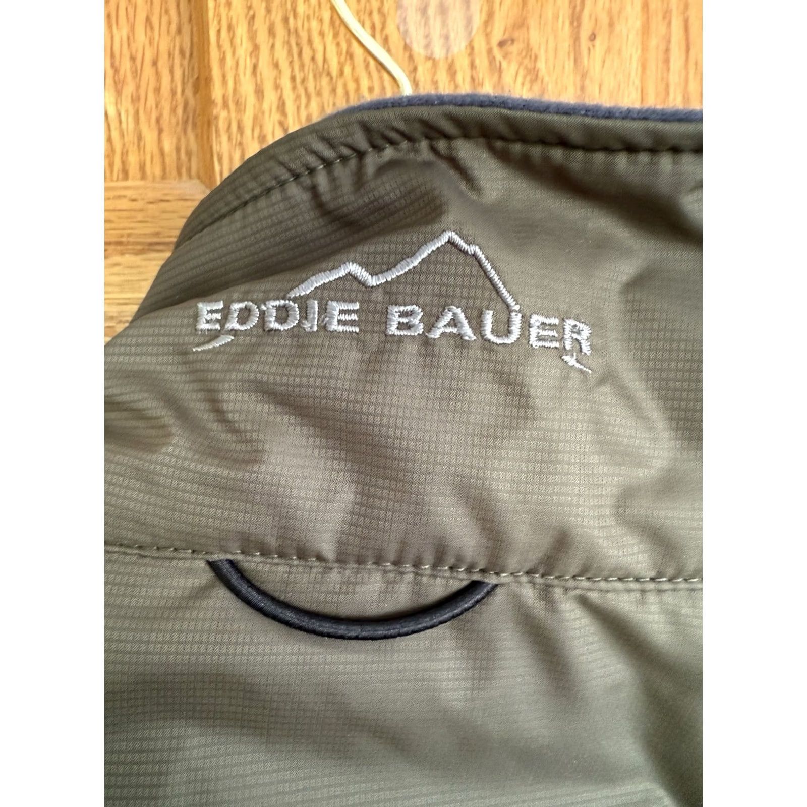Eddie Bauer Eddie Bauer Outdoor Weather Edge Hooded Protective Jacket Men Large Olive Green Size US L / EU 52-54 / 3 - 7 Thumbnail
