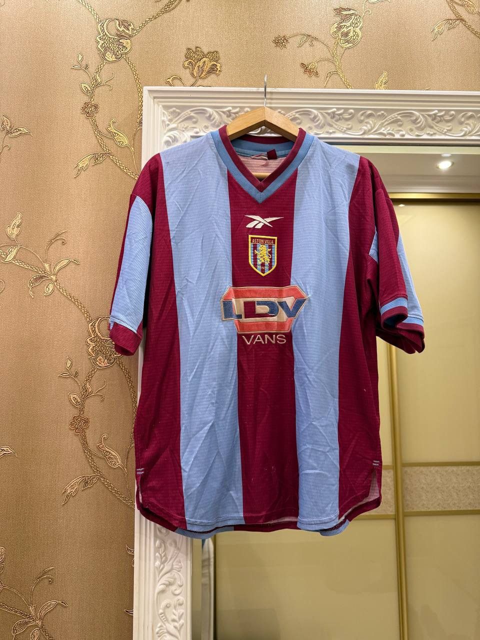 Reebok Aston Villa 1999-00 Reebok Home Jersey Shirt Size M Size US M / EU 48-50 / 2 - 1 Thumbnail