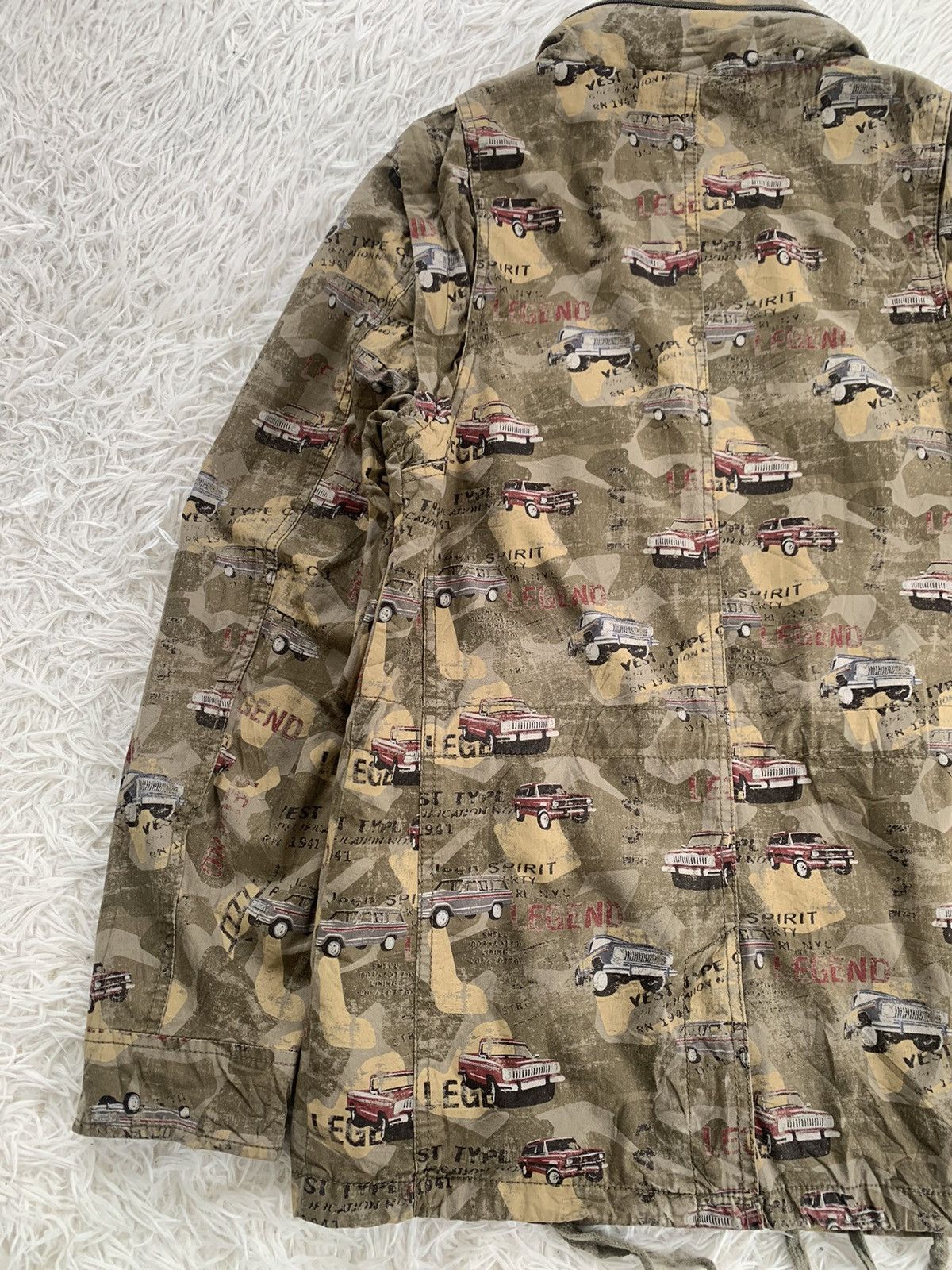 Jeep Full print jeep spirit jacket detachable sleeve Size US S / EU 44-46 / 1 - 10 Thumbnail