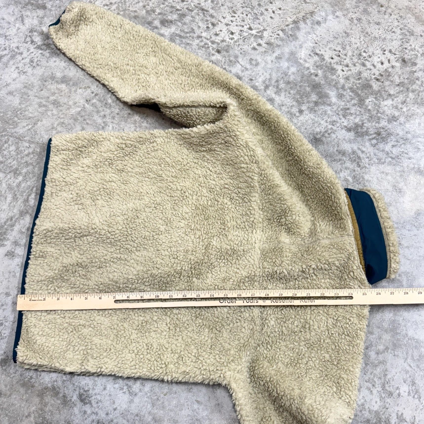 Patagonia Patagonia Jacket Mens Small Beige Blue Retro X Sherpa deep pile fleece zip Size US S / EU 44-46 / 1 - 7 Thumbnail