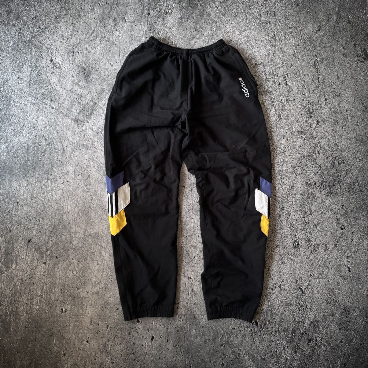 Adidas Adidas sweatpants tracksuit vintage y2k Size US 32 / EU 48 - 1 Thumbnail