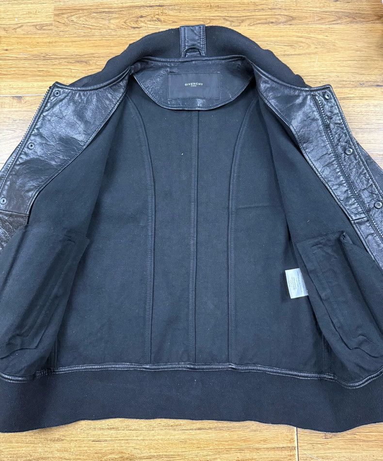 Givenchy Givenchy Men's sheepskin business casual baseball style re Size US L / EU 52-54 / 3 - 3 Thumbnail