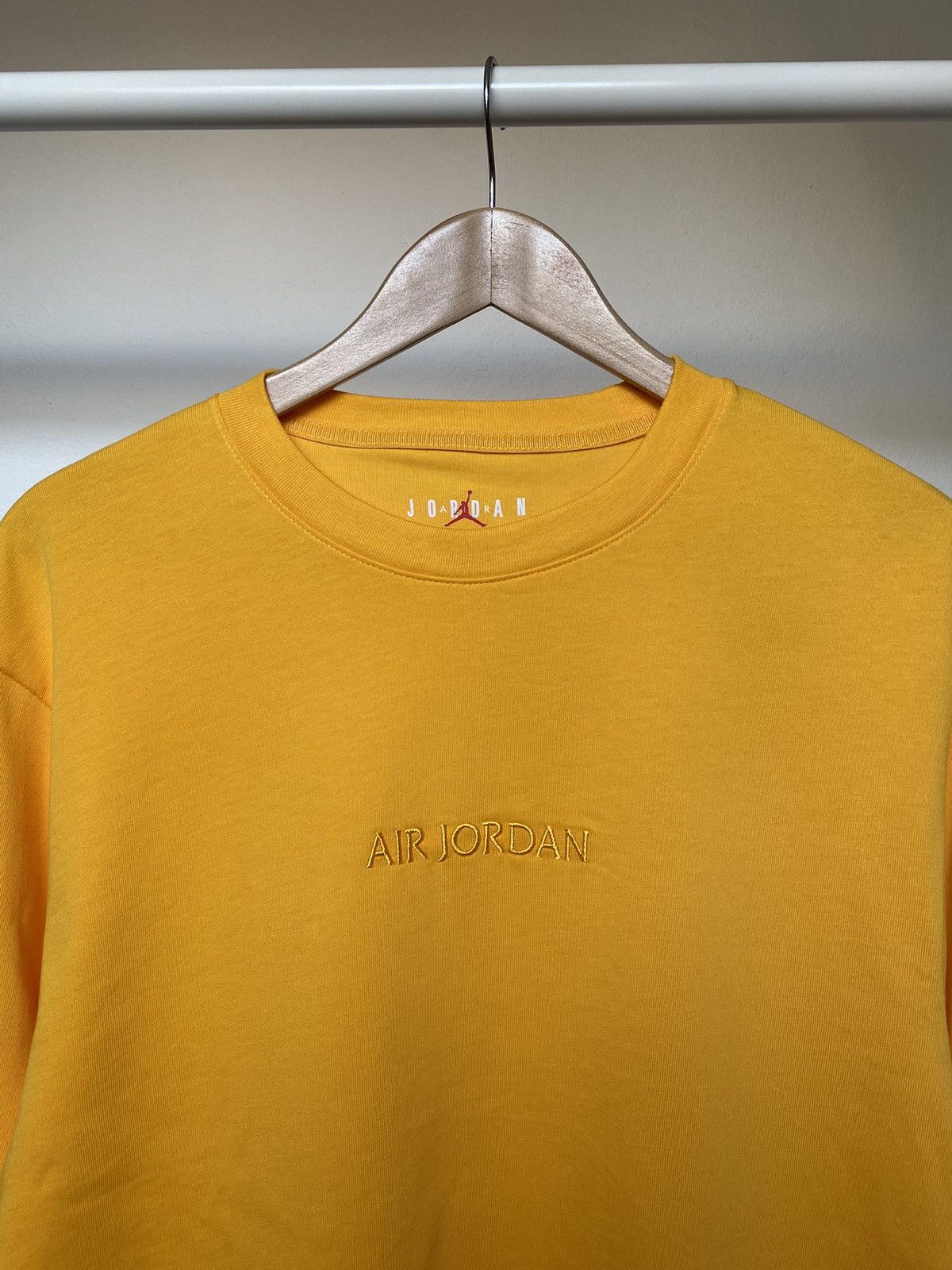 Jordan Brand Jordan LongSleeve Size US M / EU 48-50 / 2 - 1 Thumbnail