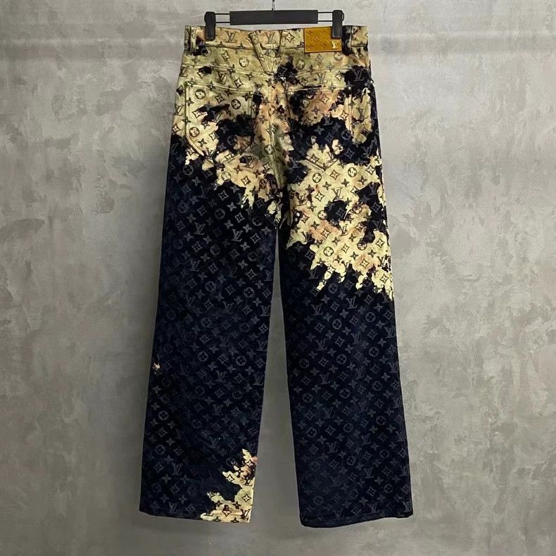 Louis Vuitton Louis Vuitton Black campfire print logo jeans 2502-Nextarr Size US 28 / EU 44 - 2 Thumbnail