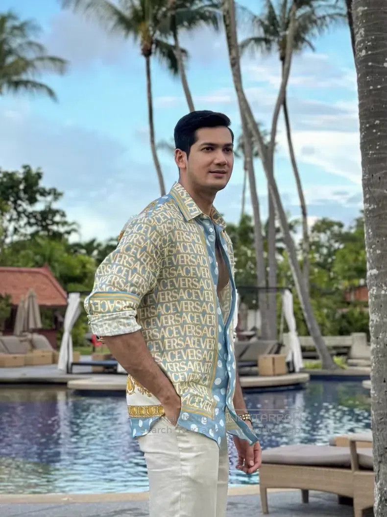 Versace Versace Men's shirts Size US M / EU 48-50 / 2 - 6 Thumbnail