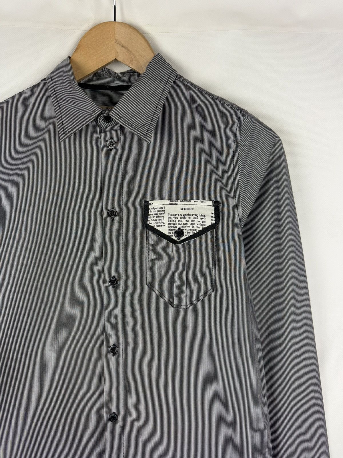 John Galliano John Galliano Long Sleeve Newspaper Print Button Up Shirt Size XS / US 0-2 / IT 36-38 - 5 Thumbnail