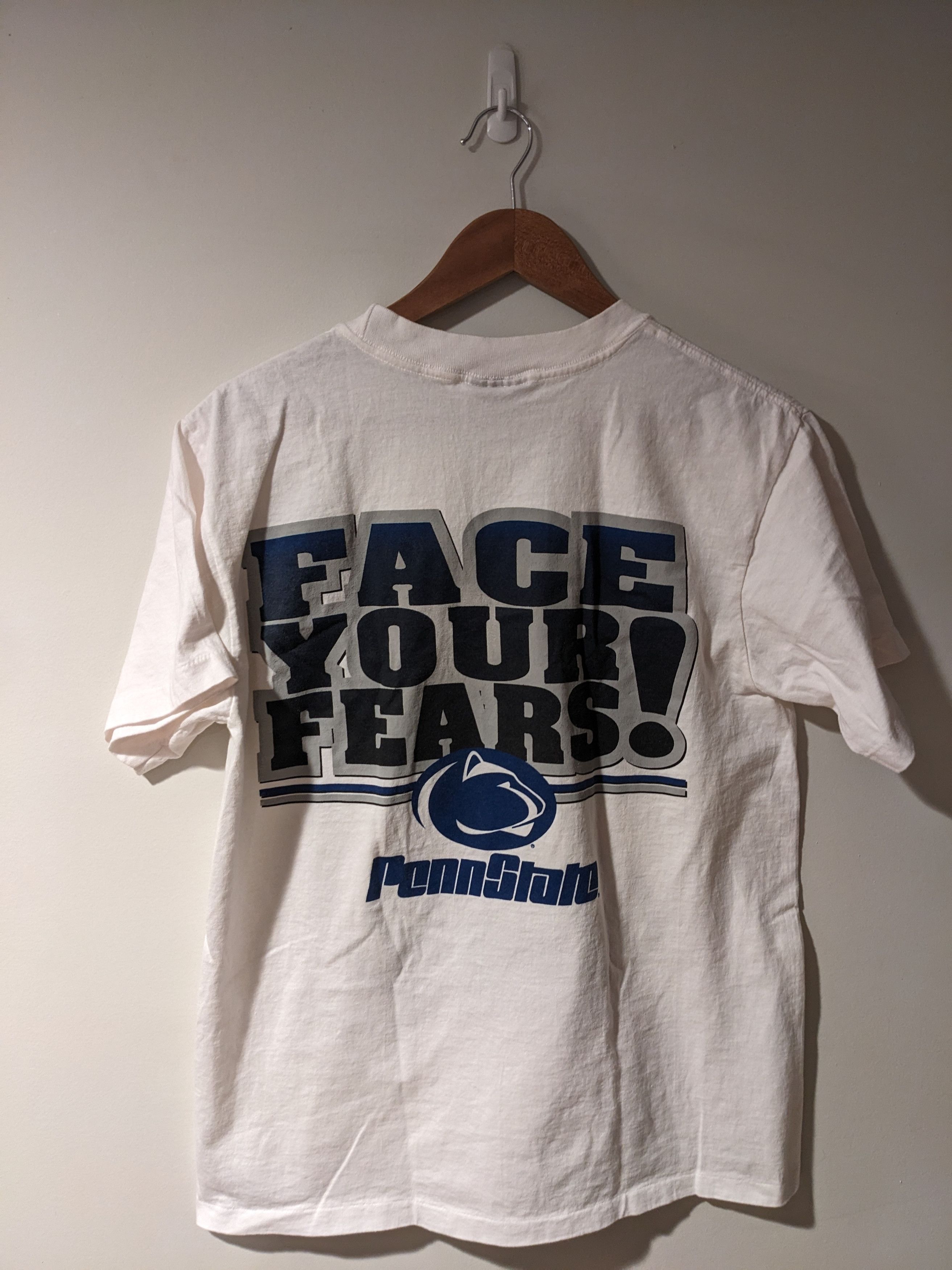 Vintage Vintage 90s Penn State Nittany Lion College Football T-Shirt Size US M / EU 48-50 / 2 - 5 Thumbnail