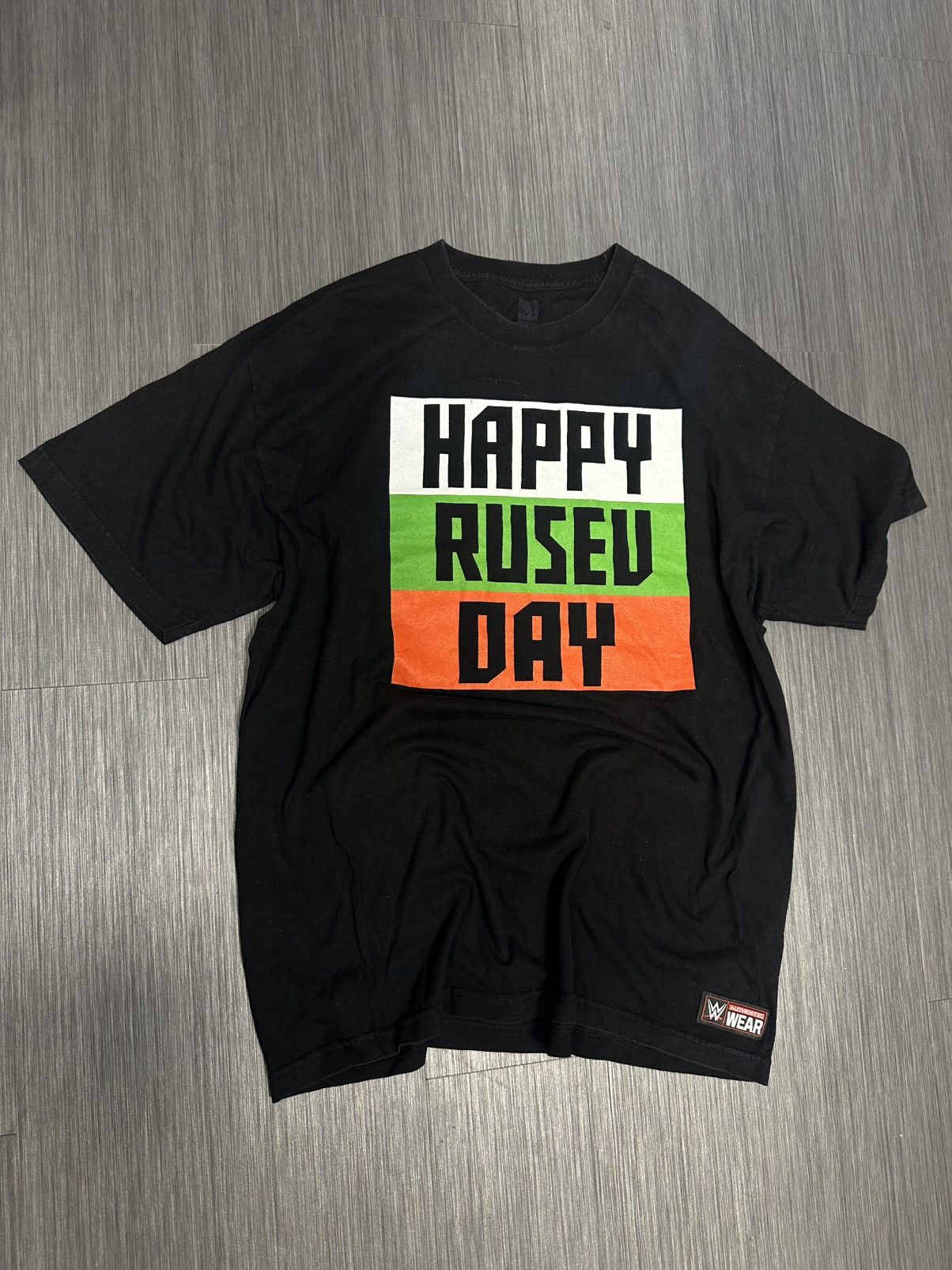 Vintage × WWE Wwe rusev t shirt Size US XL / EU 56 / 4 - 1 Thumbnail