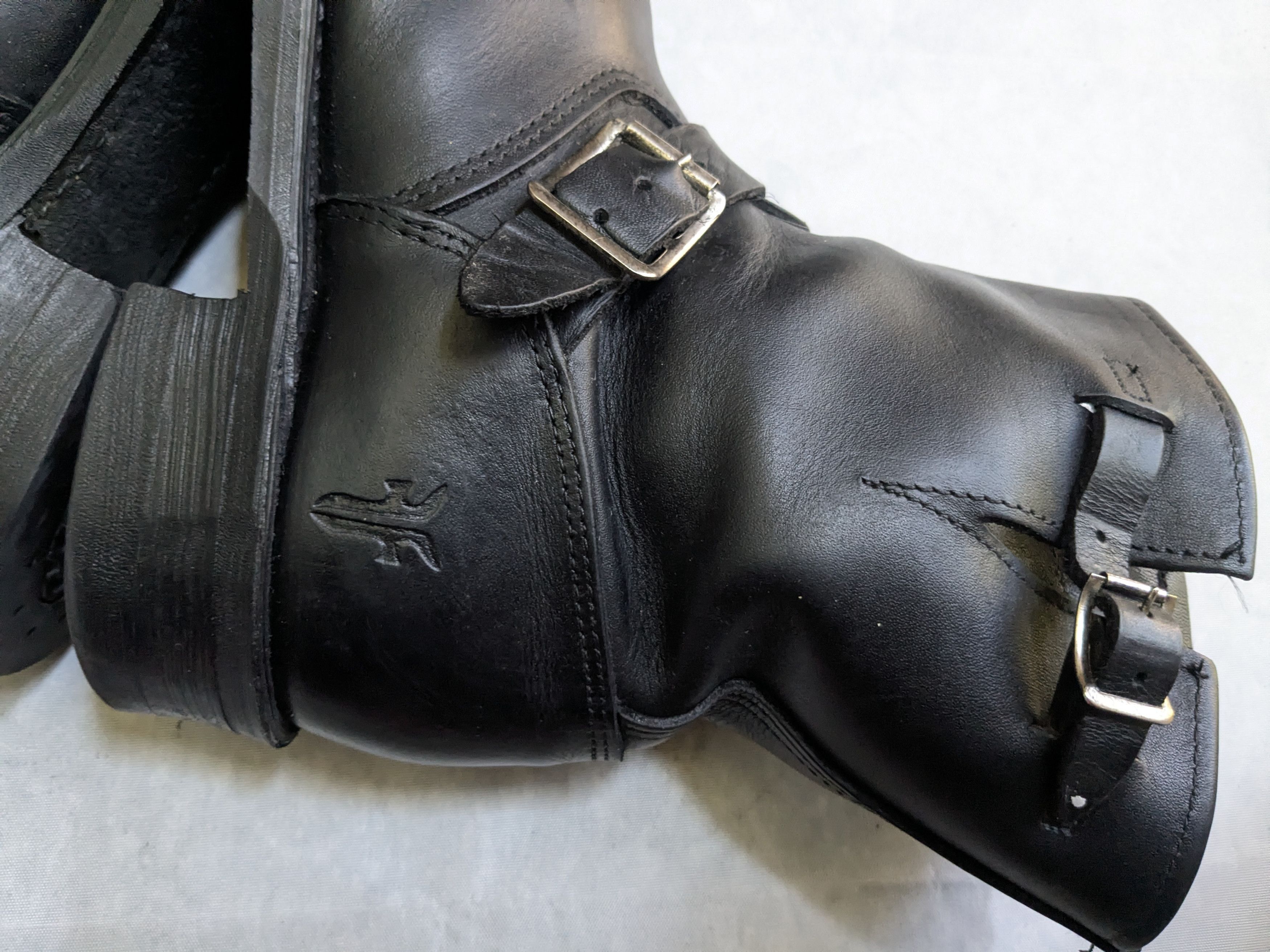 Frye Frye Engineer Black Leather 9 M Leather Buckle Size US 9 / EU 42 - 9 Thumbnail