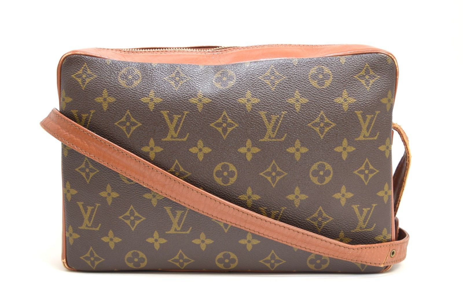 Louis Vuitton LV Sac Bandouliere Crossbody Bag Monogram M51364 Size ONE SIZE - 1 Thumbnail