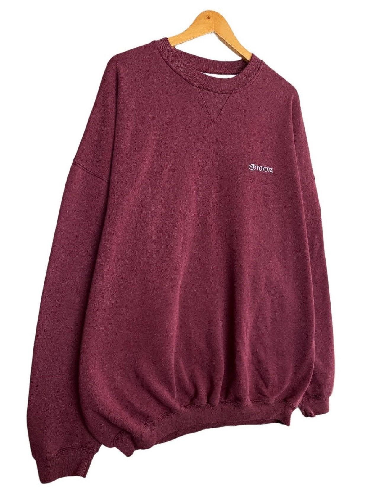 Vintage Toyota Embroidered Spellout Sweatshirt Toyota Crewneck XXXL Size US XXL / EU 58 / 5 - 2 Thumbnail