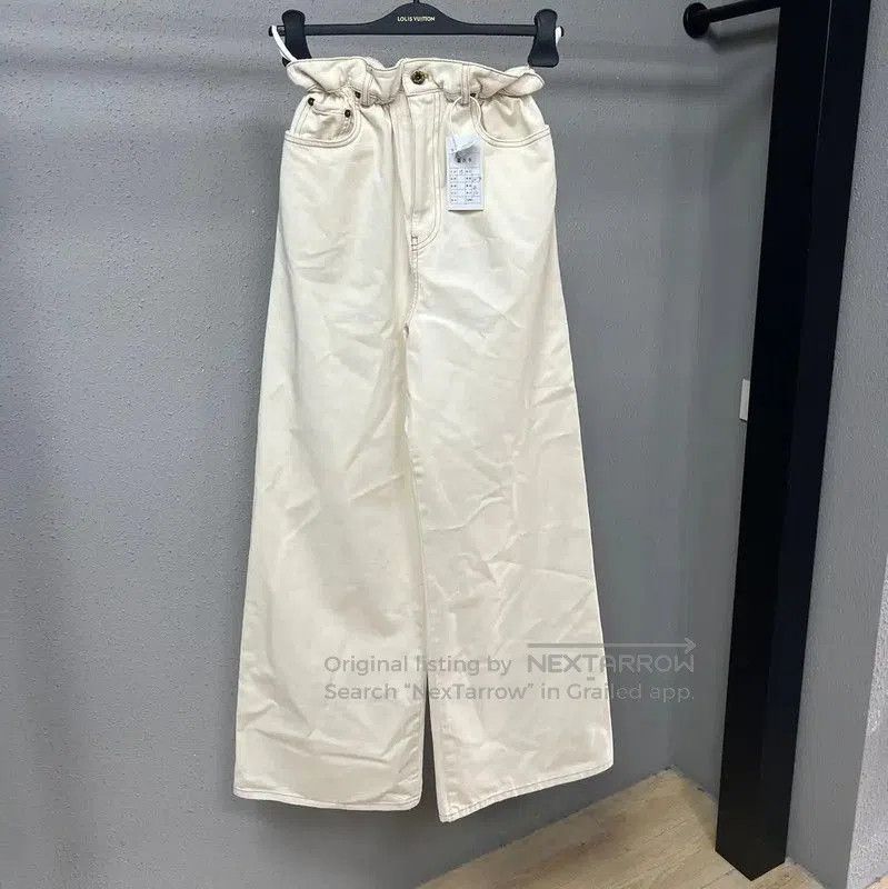 Miu Miu Miu Miu Women's Cotton Denim Pants in Ivory . Size 23" - 1 Thumbnail