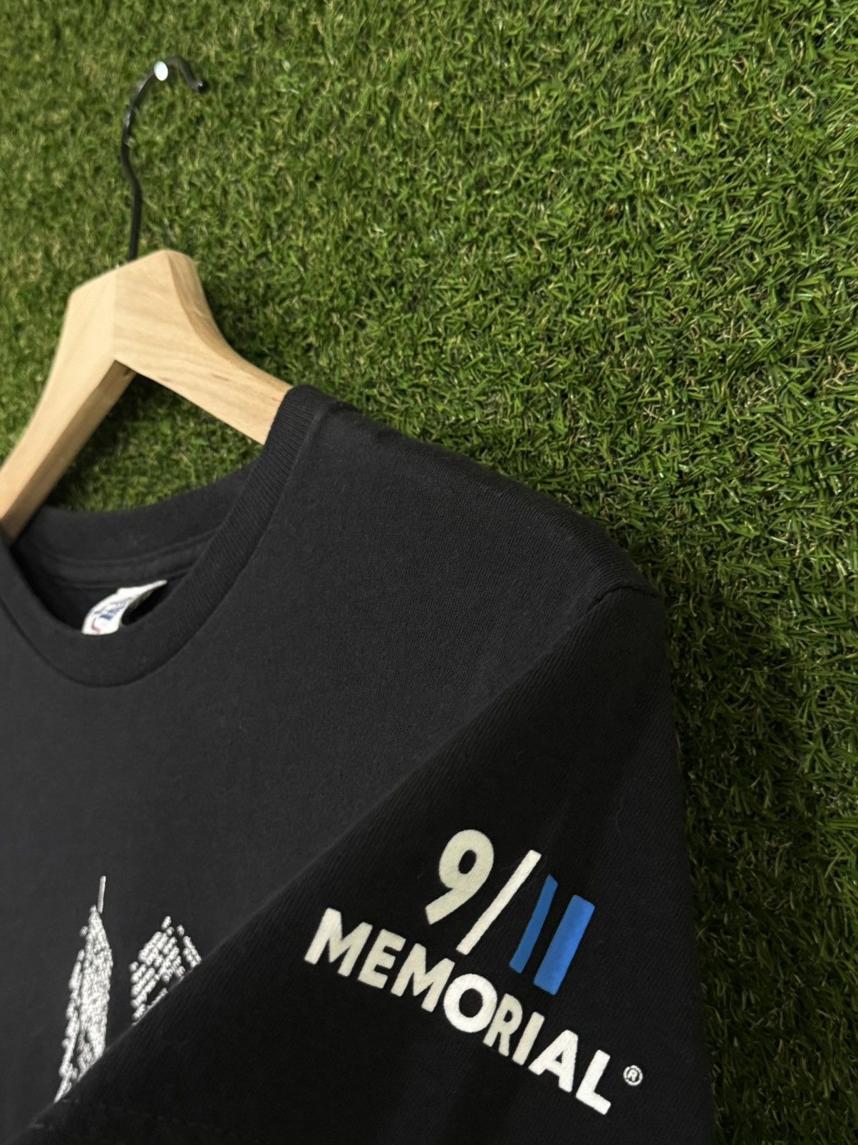 Vintage Vintage 911 9/11 Black Twin Towers New York NY Tee Pro Delta Size US S / EU 44-46 / 1 - 3 Thumbnail