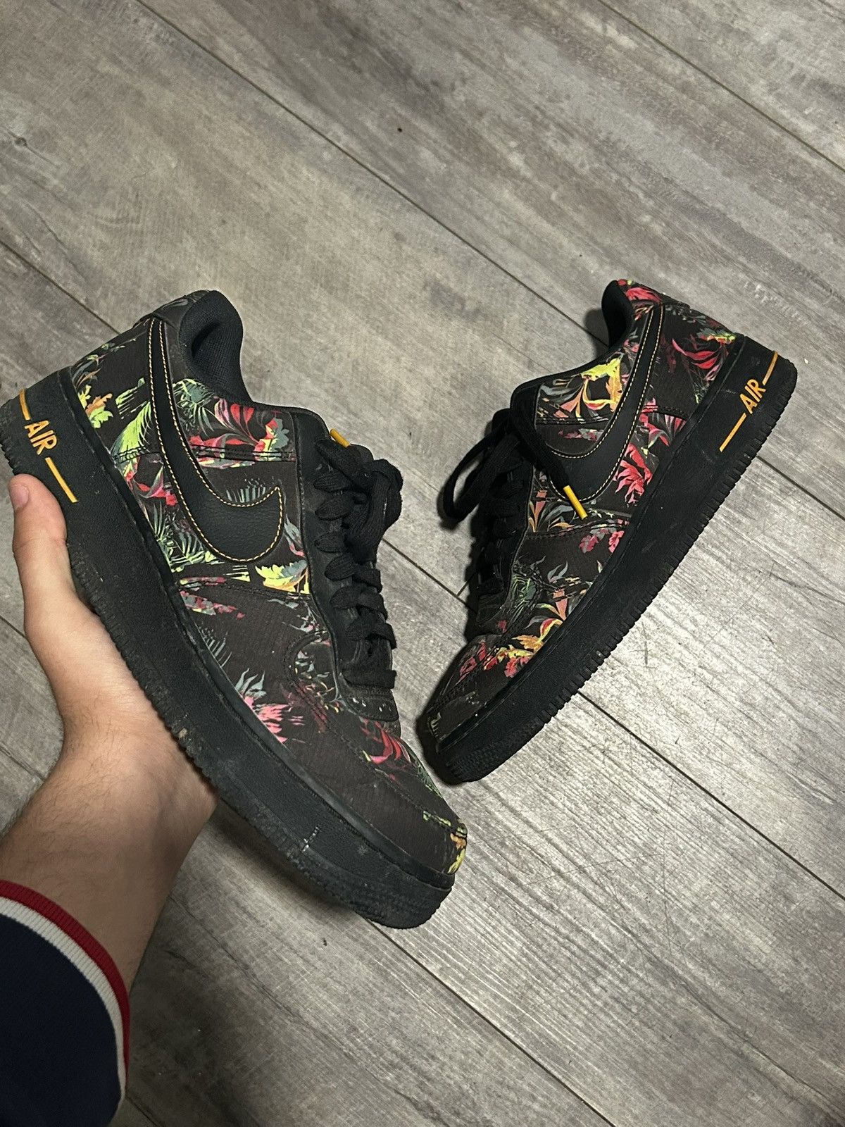 Nike Nike Air Force 1 Low “Floral Pack” Size US 9.5 / EU 42-43 - 1 Thumbnail