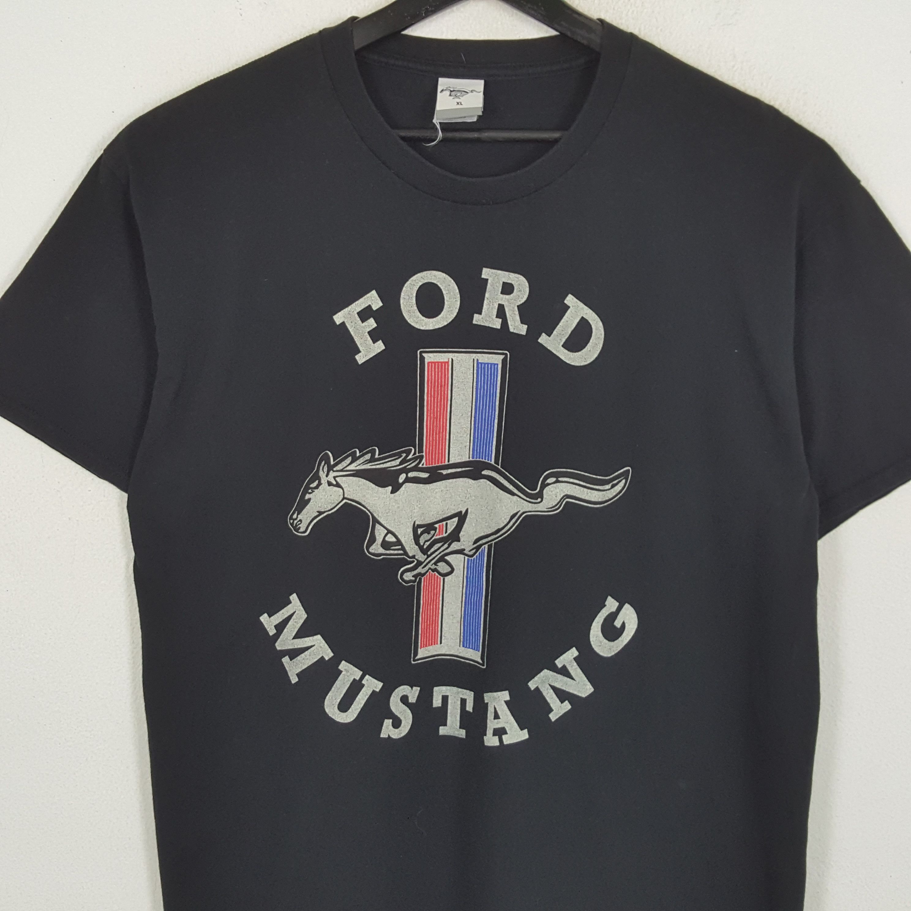Ford × Mustang FORD MUSTANG Center Logo Design Motorsports Tshirt Size US L / EU 52-54 / 3 - 2 Thumbnail