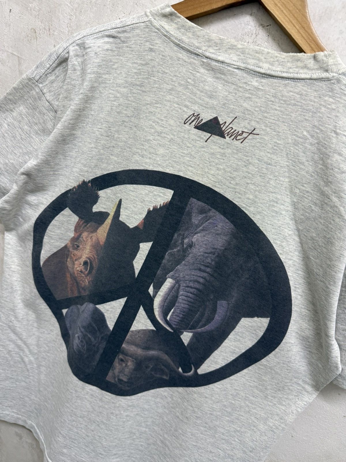 Habitat Vintage 90s One Planet Peace Habitat Tees Size US L / EU 52-54 / 3 - 3 Thumbnail
