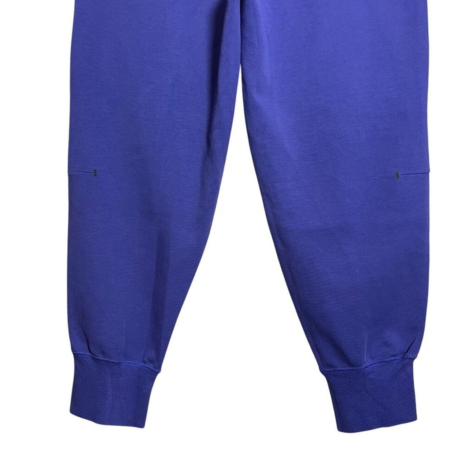 Nike Nike Tech Fleece Jogger Pants SIZE M Blue Sweatpants EUC Size 30" / US 8 / IT 44 - 8 Thumbnail