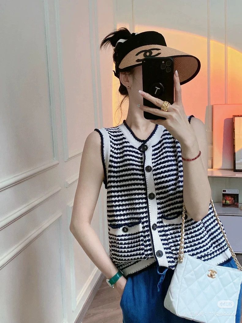 Chanel Chanel 22s black and white striped vest Size XS / US 0-2 / IT 36-38 - 7 Thumbnail