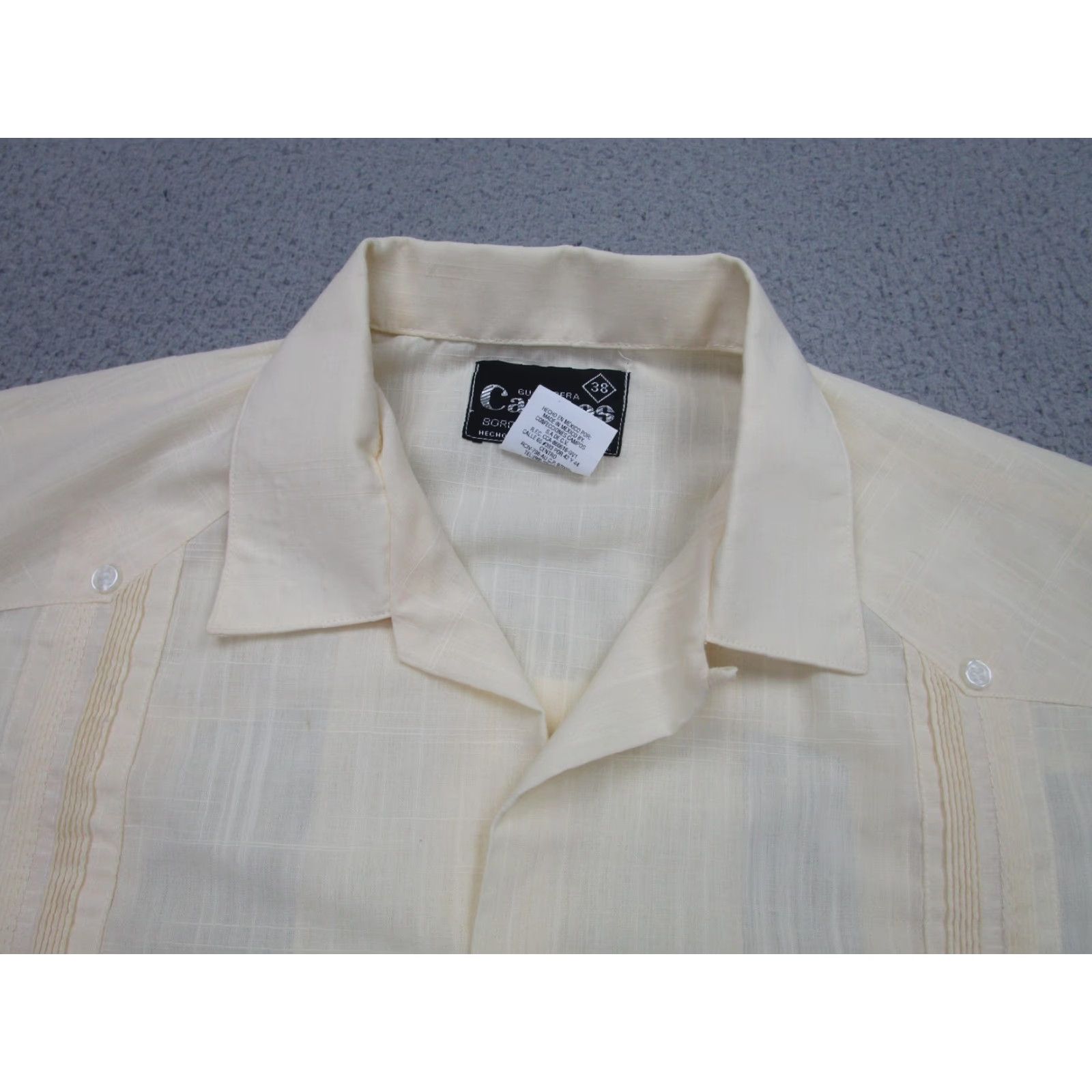 Vintage VINTAGE Campos Shirt Mens 38 Yellow Guayabera Sheer Lightweight 90s Rockabilly Shirt Size US M / EU 48-50 / 2 - 3 Thumbnail