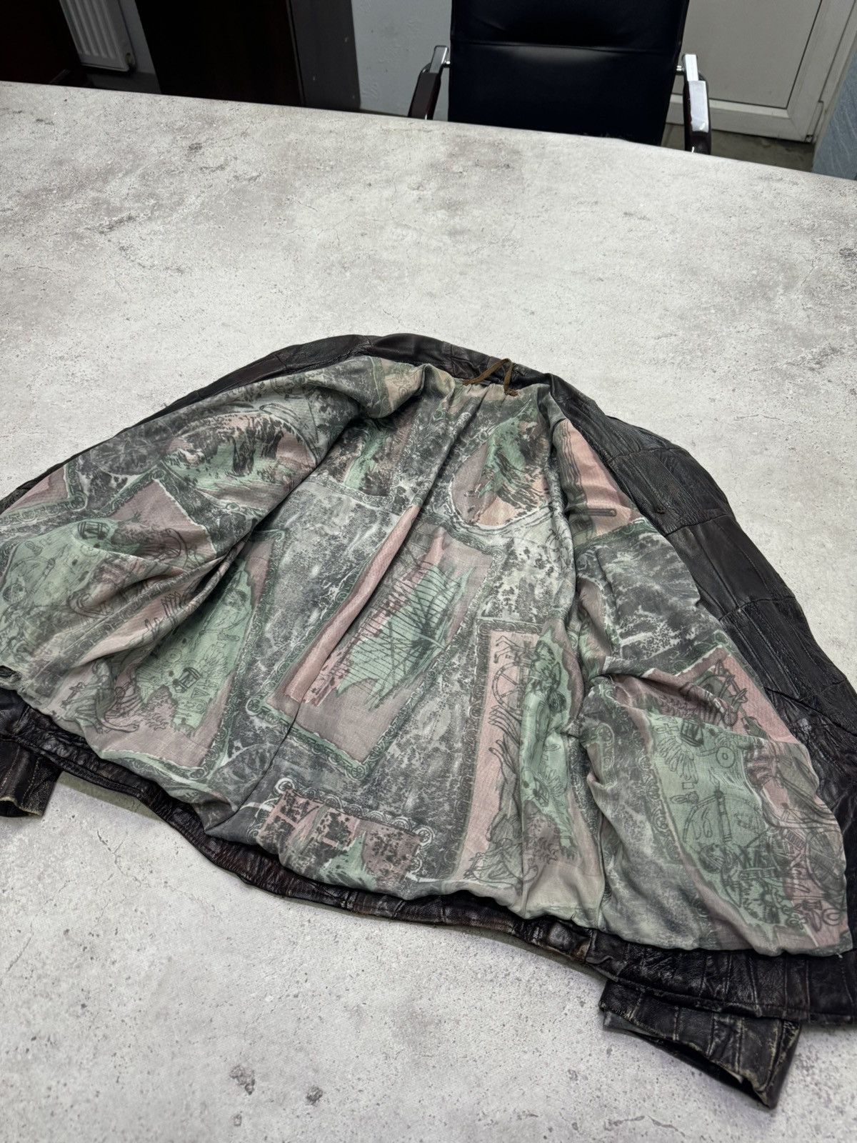Junya Watanabe Vintage 90s Reworked Faded Leather Jacket Size US S / EU 44-46 / 1 - 11 Thumbnail