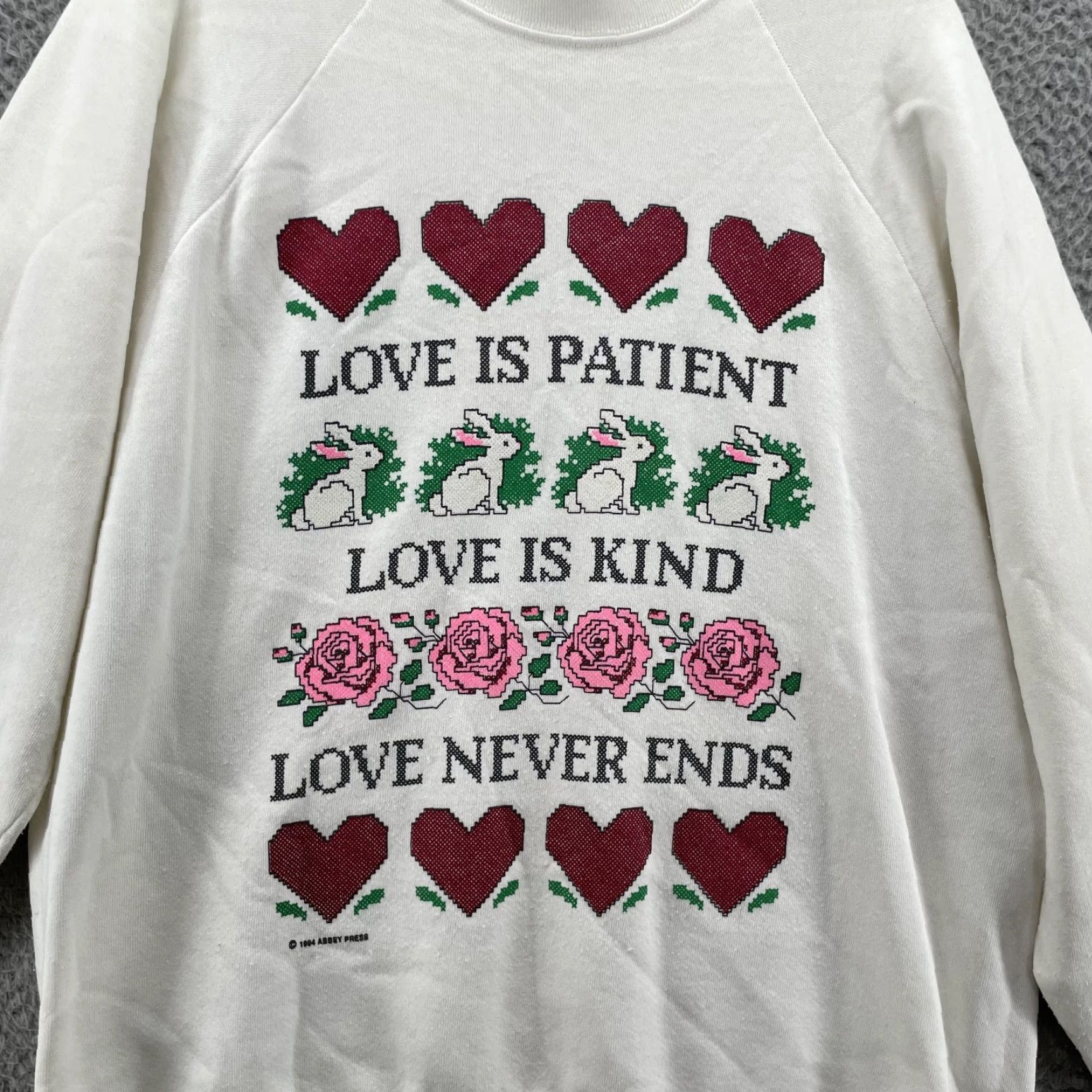 Vintage VINTAGE Platinum Sweats Sweatshirt XL USA Made Love is Patient Love is Kind Y2k Size US XL / EU 56 / 4 - 2 Thumbnail
