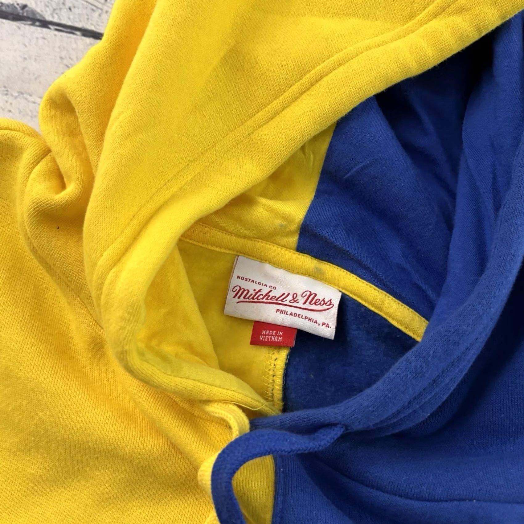 Mitchell & Ness Mitchell & Ness Denver Nuggets Hoodie Mens 3XL Yellow Pullover Sweatshirt Blue Size US XXL / EU 58 / 5 - 4 Thumbnail