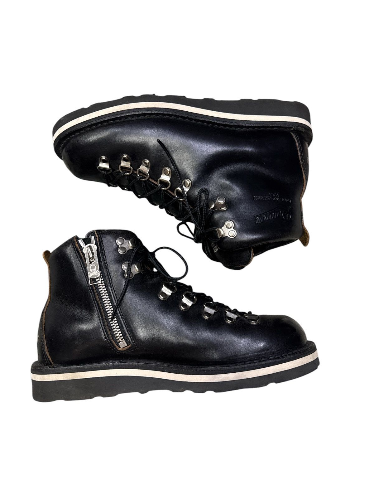 Danner × Mastermind Japan DANNER X MASTERMIND JAPAN MOUNTAIN TREAD LEATHER BOOTS Size US 8 / EU 41 - 5 Thumbnail