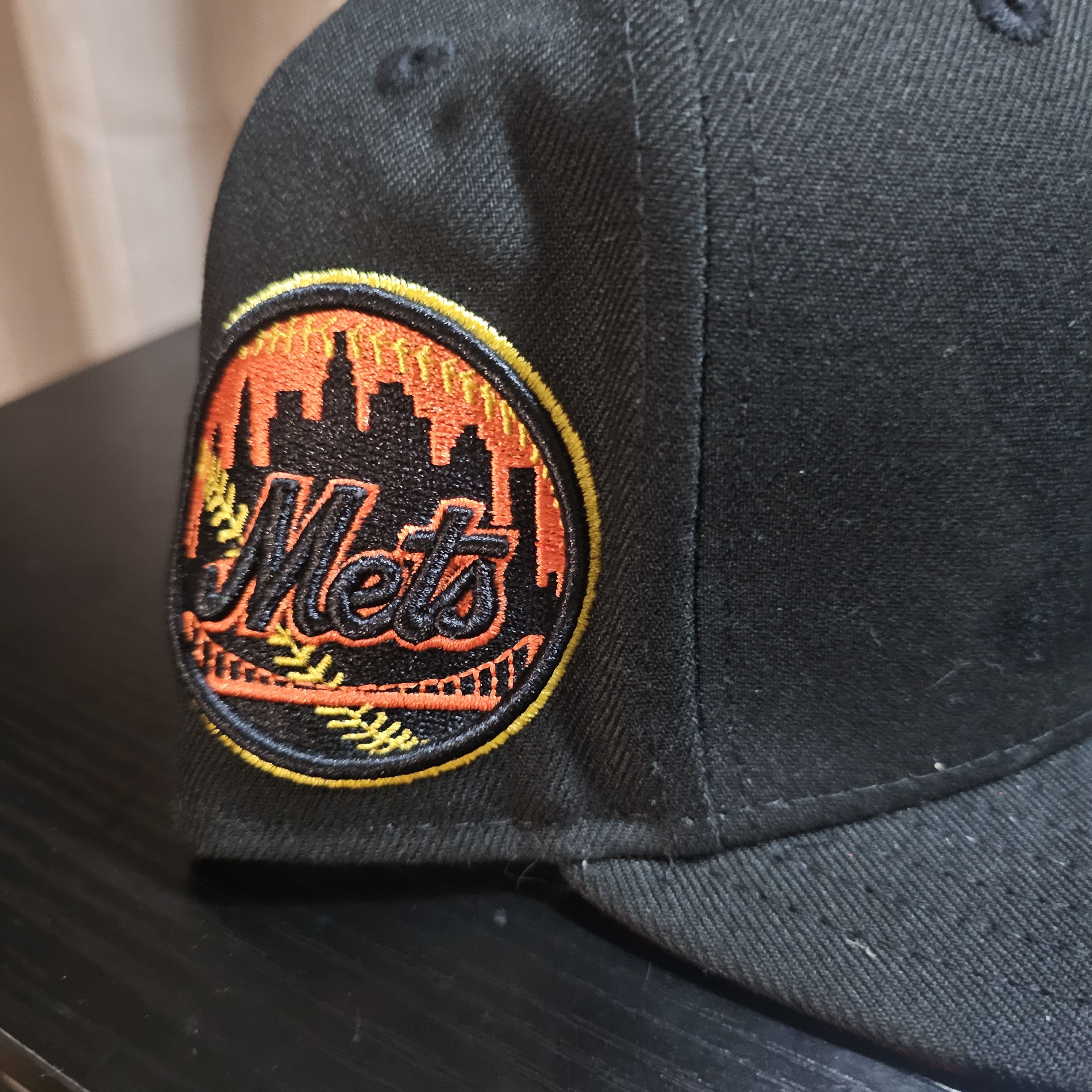 New Era Mr Met Fireman Exclusive Size ONE SIZE - 2 Thumbnail