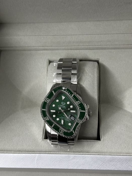 LAARVEE PEA001 GREEN crashed submariner | nate-hospital.com