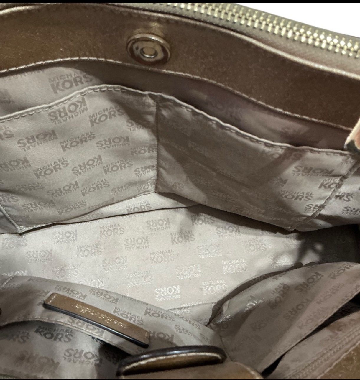 Michael Kors MICHAEL Michael Kors Kellen Saffiano Leather Jet Set Handbag Size ONE SIZE - 6 Thumbnail