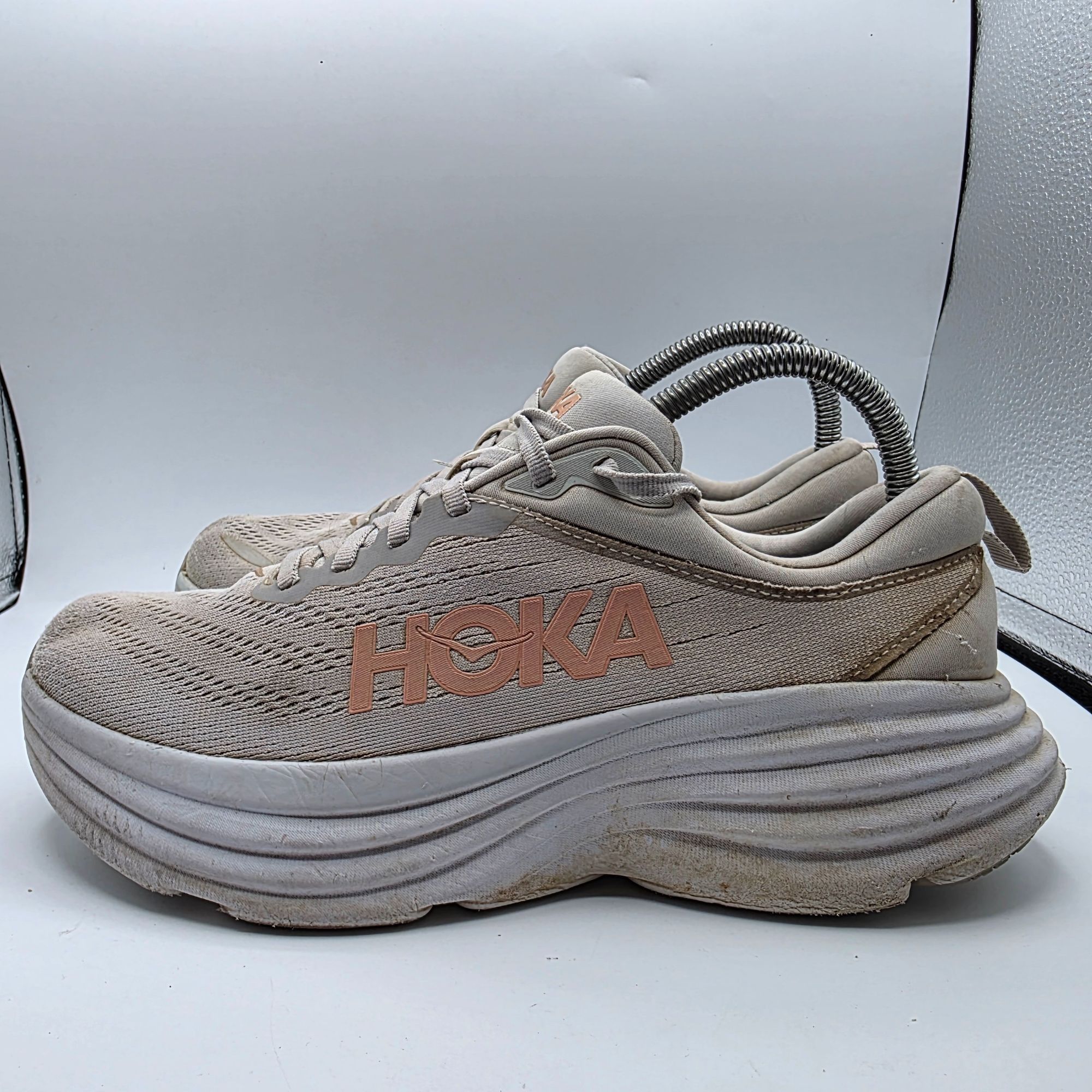 Hoka Hoka One One Bondi 8 Womens Size 8.5 B Gray White Athletic R Size US 8 / IT 38 - 13 Thumbnail